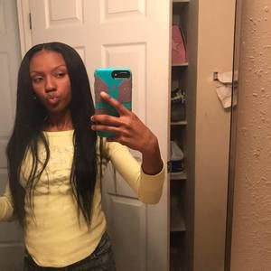 Meet your Posher, Keri